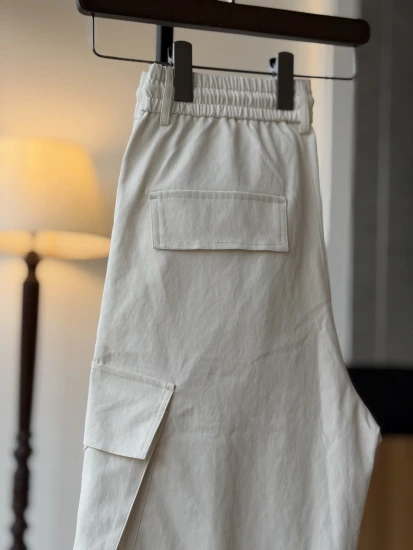White Cargo Mobile Pant